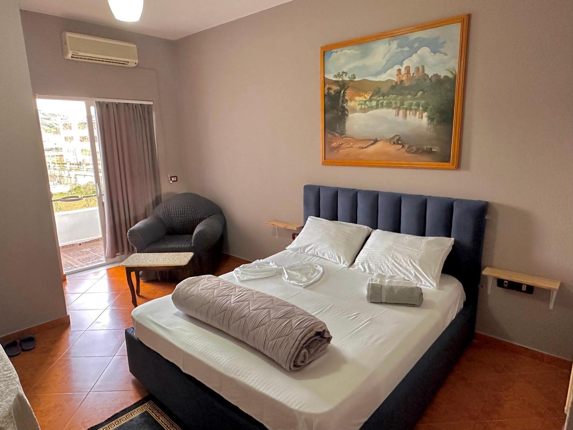 Hotel Belind Berat Kültér fotó