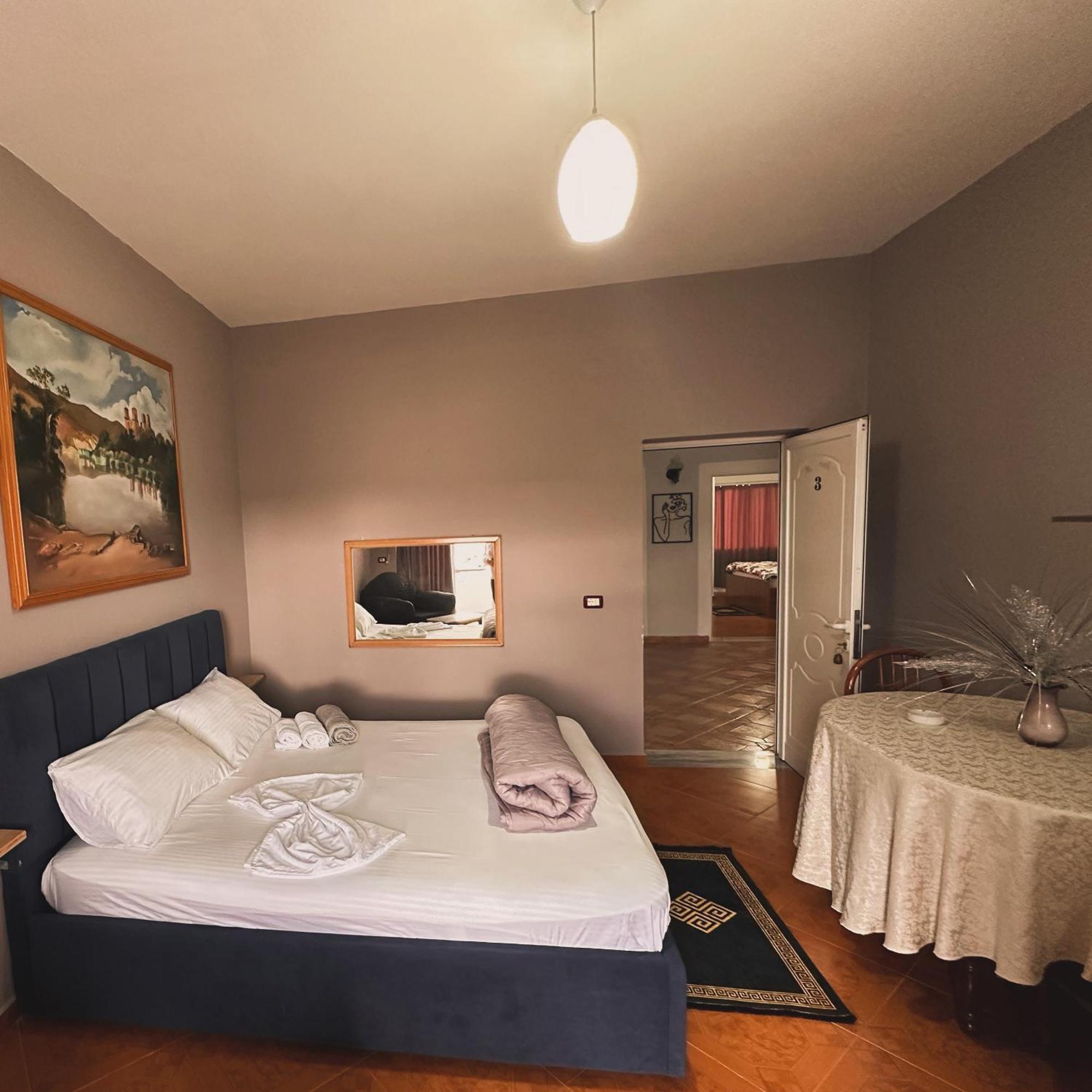 Hotel Belind Berat Kültér fotó