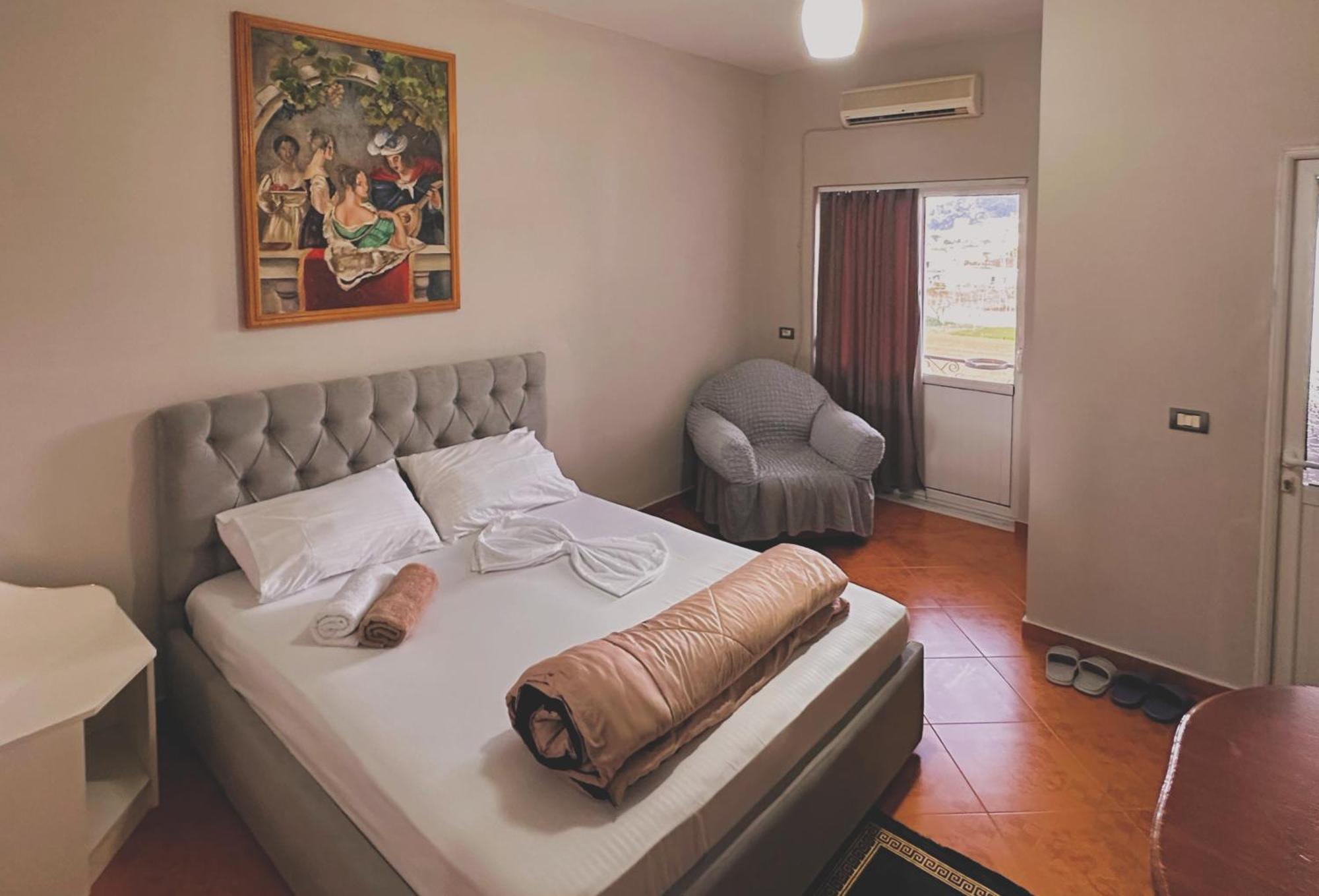 Hotel Belind Berat Kültér fotó