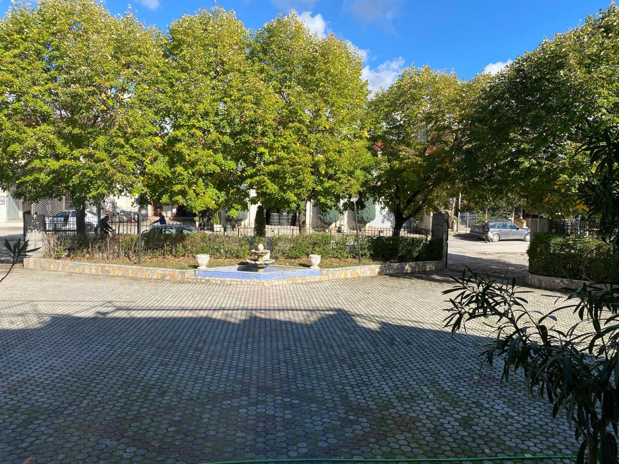 Hotel Belind Berat Kültér fotó