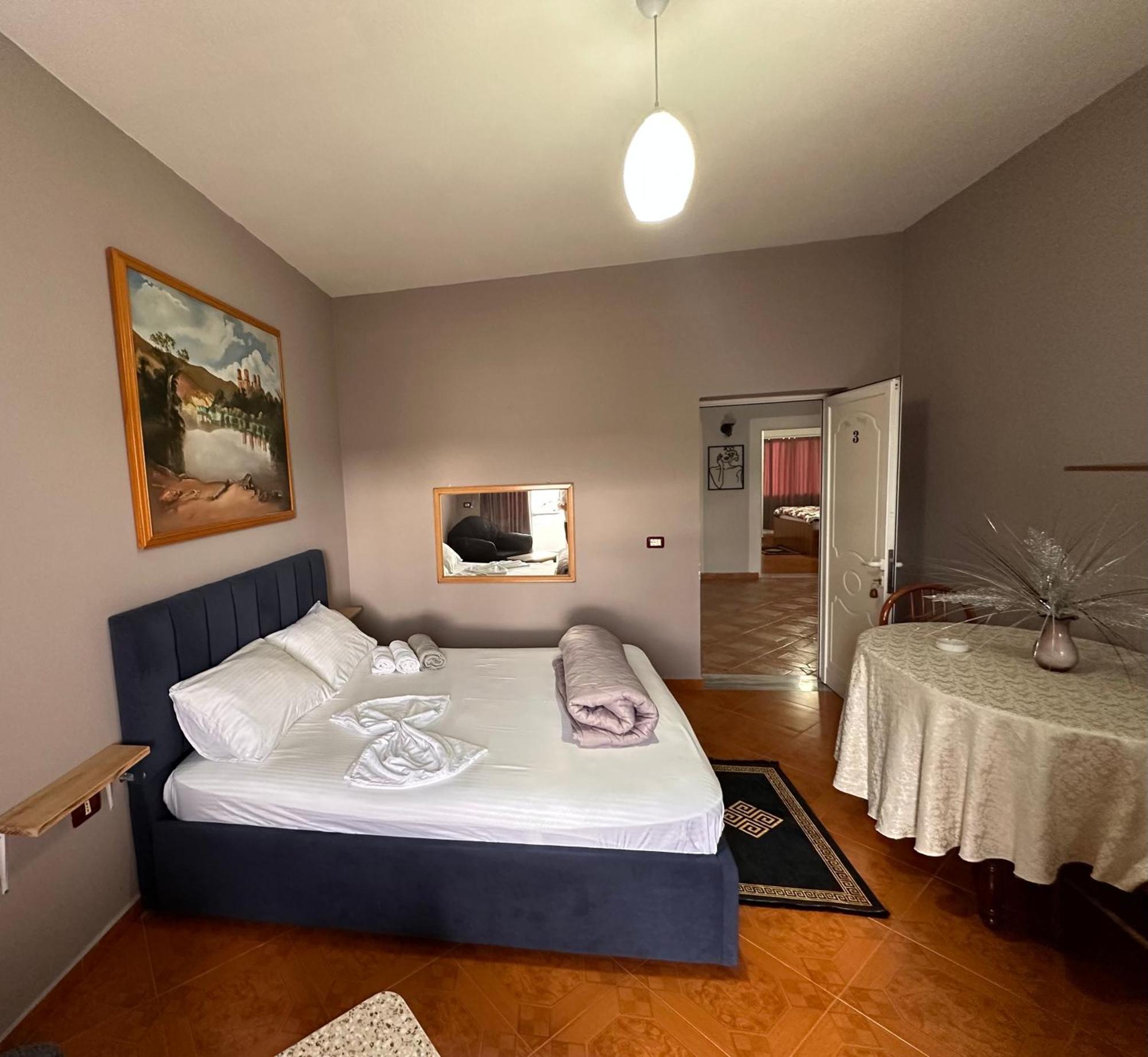 Hotel Belind Berat Kültér fotó